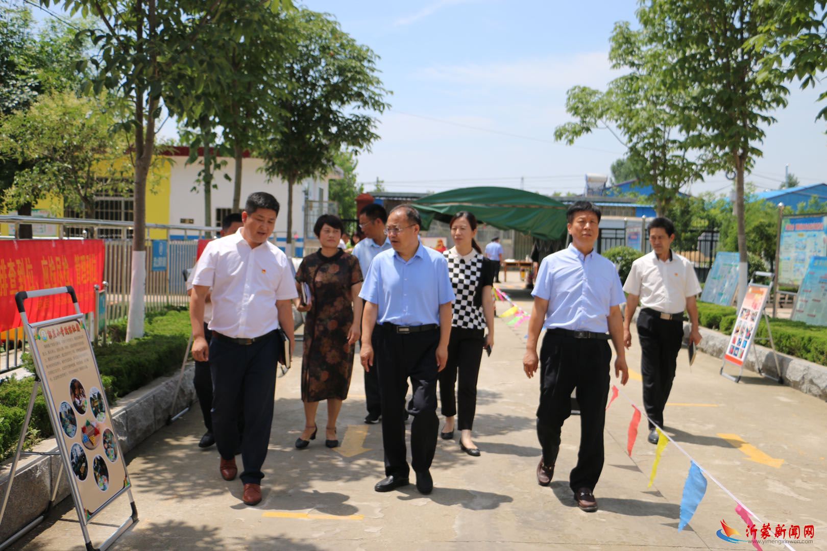 兰山区副区长田宗春莅临新桥小学调研农村教育发展情况