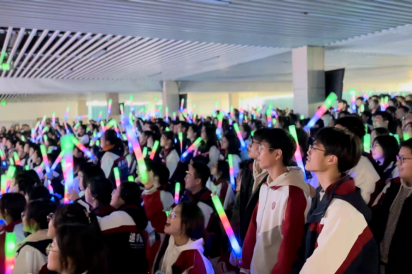 临沂衡大高级中学特色办学暨2024秋季招生家长开放日活动成功举办 第 22 张